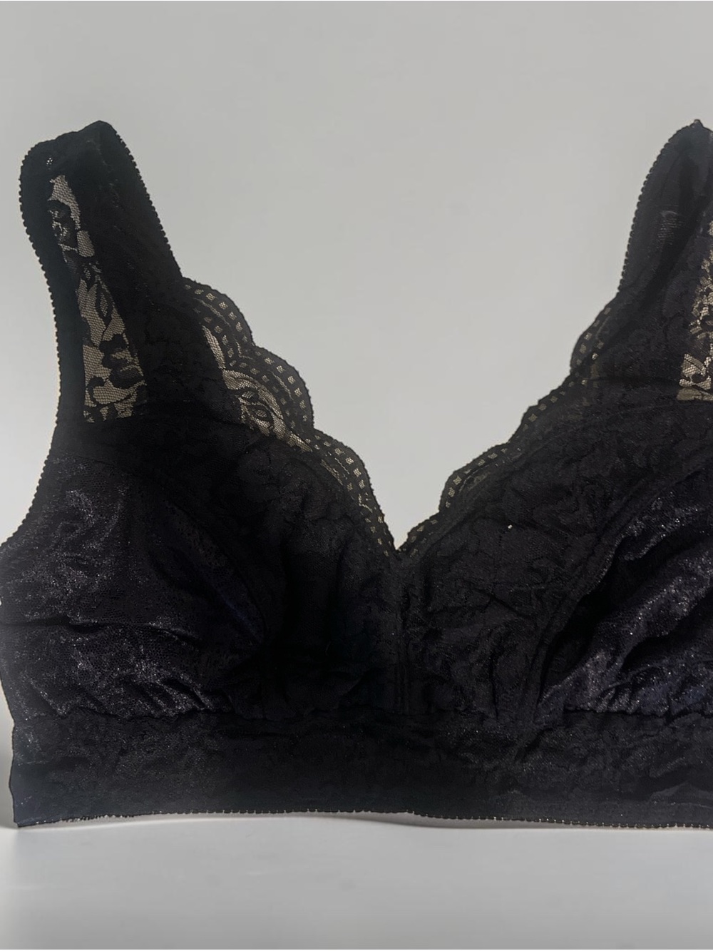 Rhonda Shear Black Lace Underwire Bra with Ivory Lace Accent - Picture 4 of 6